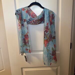 NWT Villa Flora Floral Scarf